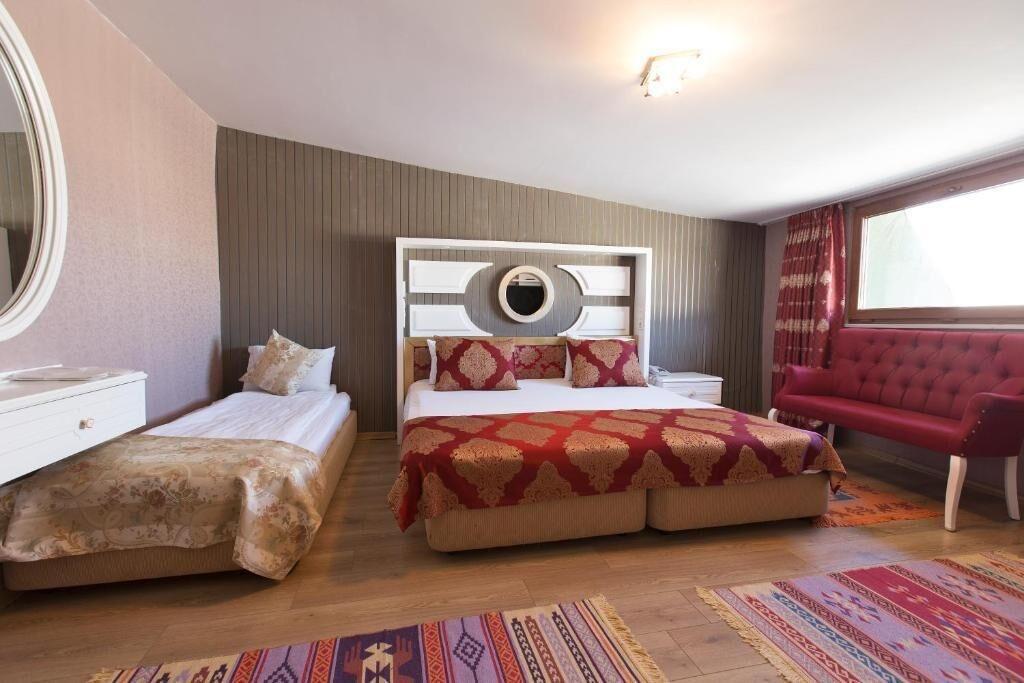 Hotel Queens Land